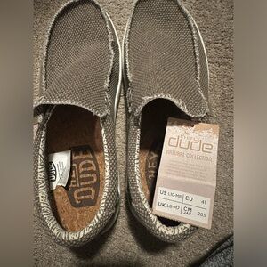 Women’s hey dude